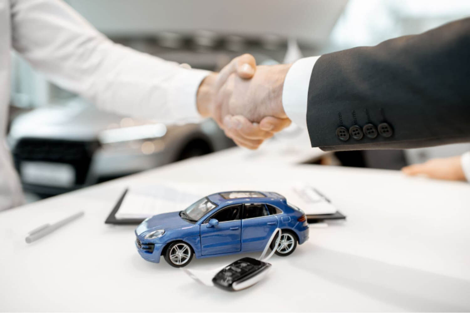 Mua xe ô tô trả góp ngân hàng